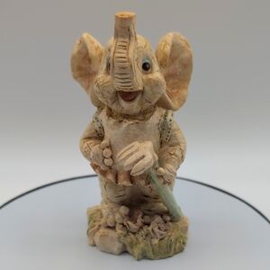 💵2/$10Bundle and Save💵Cream and Green Gardening Elephant Sculpture